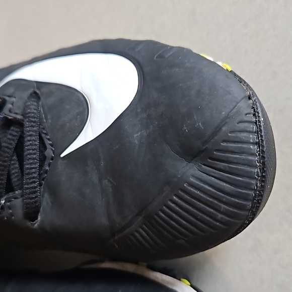 Nike Alpha football cleats - Picture 3 of 13